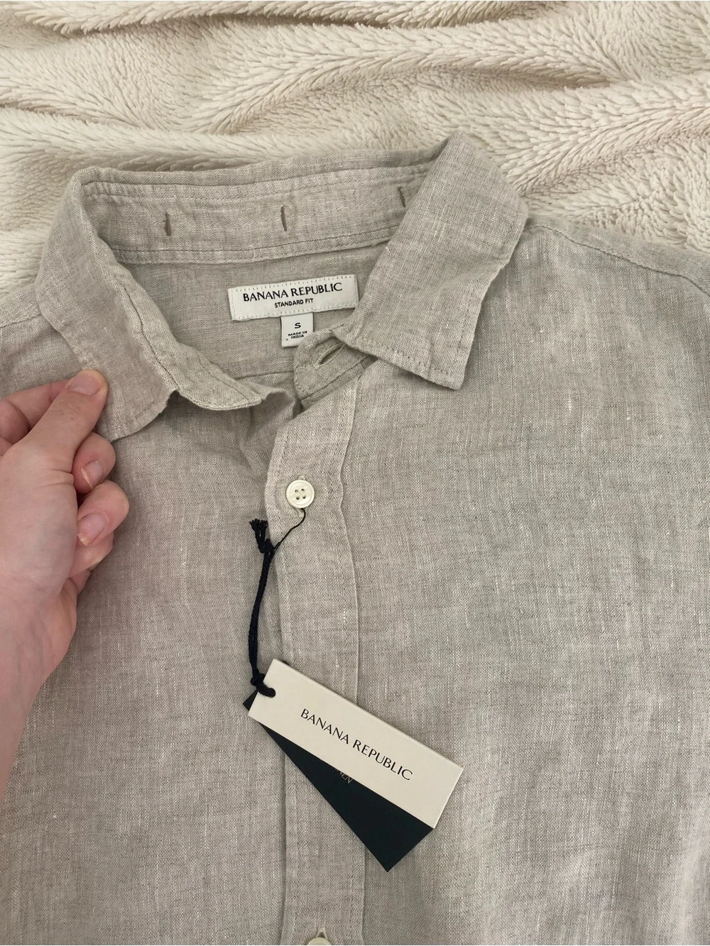 NWT Banana Republic 100% linen button-down shirt beige Sz S